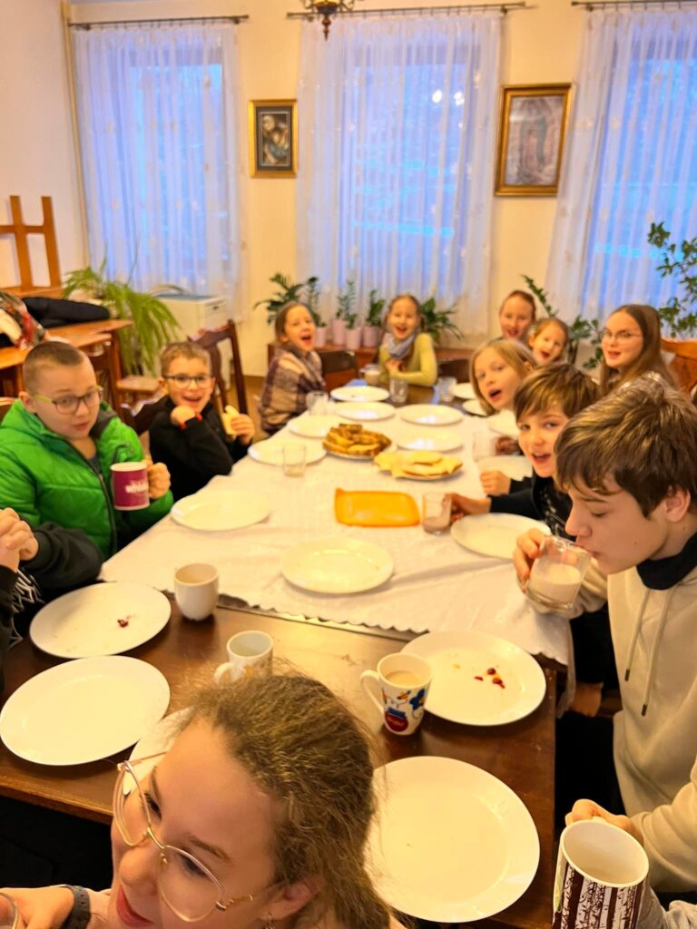 A dzisiejsza sobota w naszej Parafii intensywna: