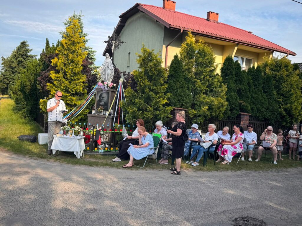 Modlitwa przy kapliczce Matki Bożej na Lublinku – 21.06.2026