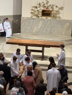 Liturgia Męki Pańskiej 2026 – Parafia Najświętszej Eucharystii w Łodzi