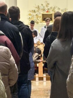 Liturgia Męki Pańskiej 2026 – Parafia Najświętszej Eucharystii w Łodzi