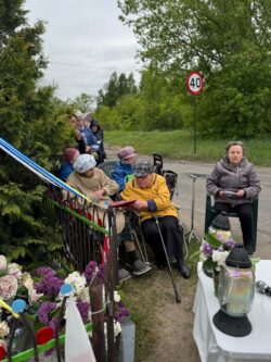 Pielgrzymka do kapliczki na Lublinku – Parafia Najświętszej Eucharystii w Łodzi