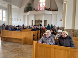 Półkolonie „Maryja prowadzi nas przez świat” – dzień 3 – Lourdes – Parafia Najświętszej Eucharystii w Łodzi