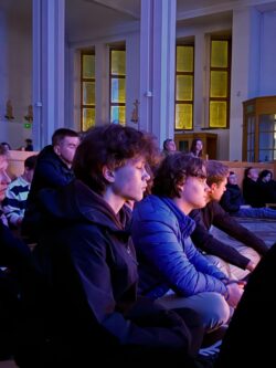 Spotkanie modlitewne Taizé – 16.11.2025 – Parafia Najświętszej Eucharystii w Łodzi