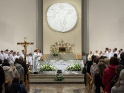 Wigilia Paschalna 2026 – Parafia Najświętszej Eucharystii w Łodzi