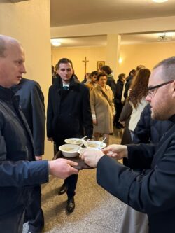 Wigilia Paschalna 2026 – Parafia Najświętszej Eucharystii w Łodzi