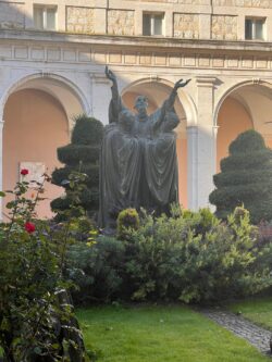 Pielgrzymka Jubileuszowa do Włoch 2025 – dzień 3 – Monte Cassino i Neapol – Parafia Najświętszej Eucharystii w Łodzi