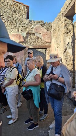 Pielgrzymka Jubileuszowa do Włoch 2025 – dzień 4 – Pompeje – Parafia Najświętszej Eucharystii w Łodzi