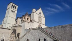 Pielgrzymka Jubileuszowa do Włoch 2025 – dzień 8 – Asyż – Parafia Najświętszej Eucharystii w Łodzi