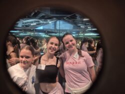 Wycieczka scholi do Warszawy – Parafia Najświętszej Eucharystii w Łodzi